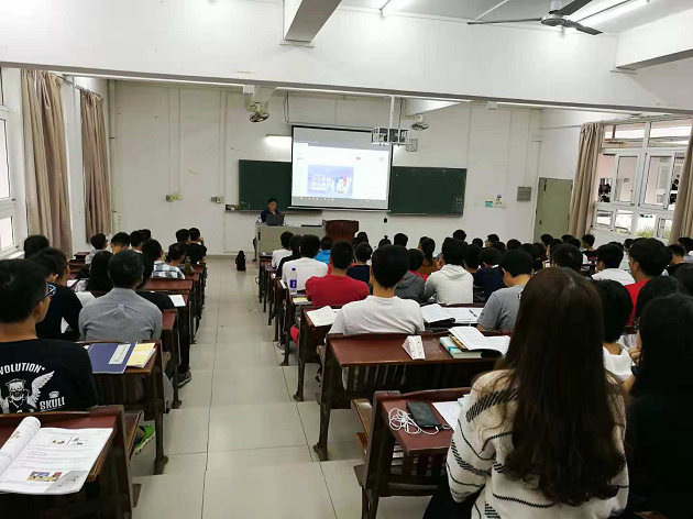 1540425710073031049.png 报告2.png